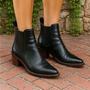 COACH Black Leather Chelsea Ankle Boots, 6.5